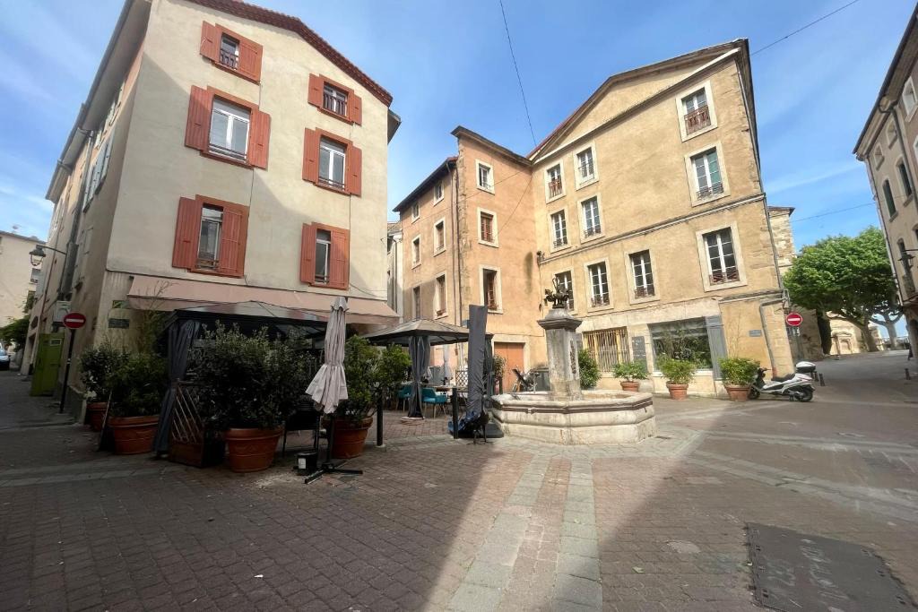 Romans-sur-Isere Apartment | Appartement centre historique Romans
