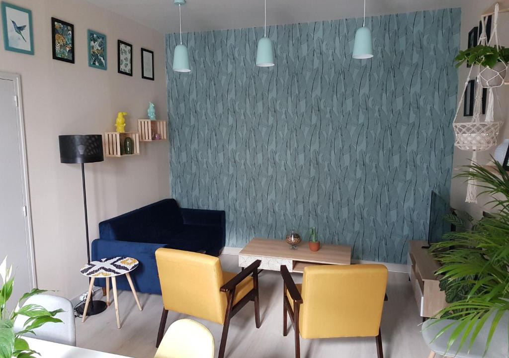 Chateauroux Apartment | Appartement Châteauroux, 3 pièces, 5 personnes - FR-1-591-129