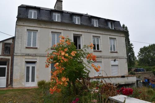 Conches-en-Ouche Apartment | Appartement chez Claudine