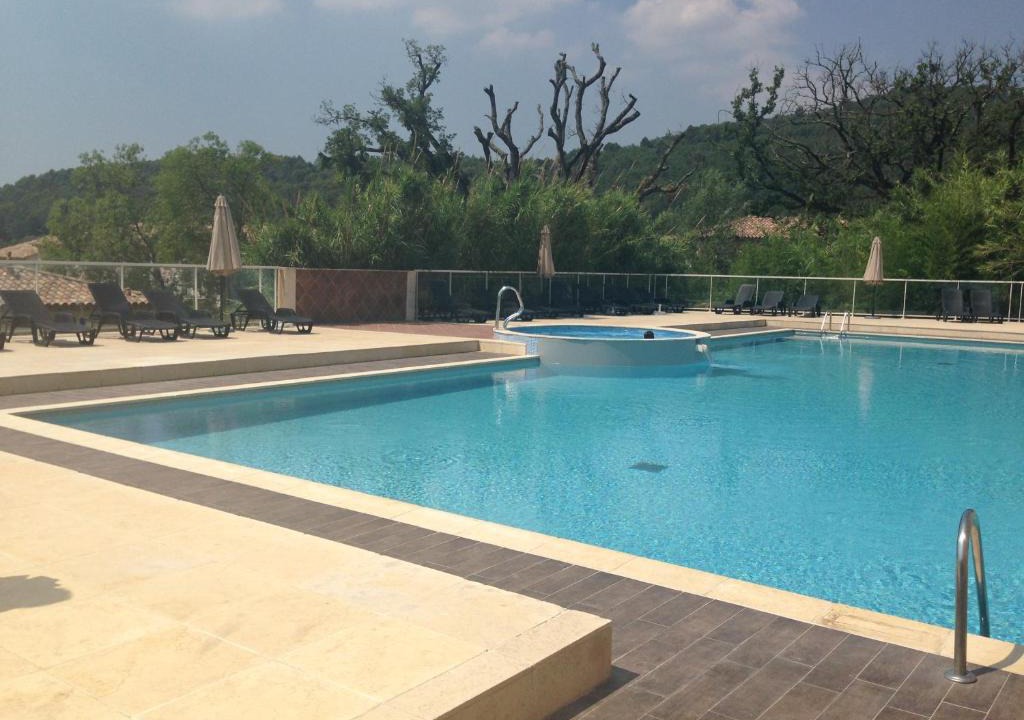 Callian Apartment | Appartement dans Residence – Le Domaine de Camiole