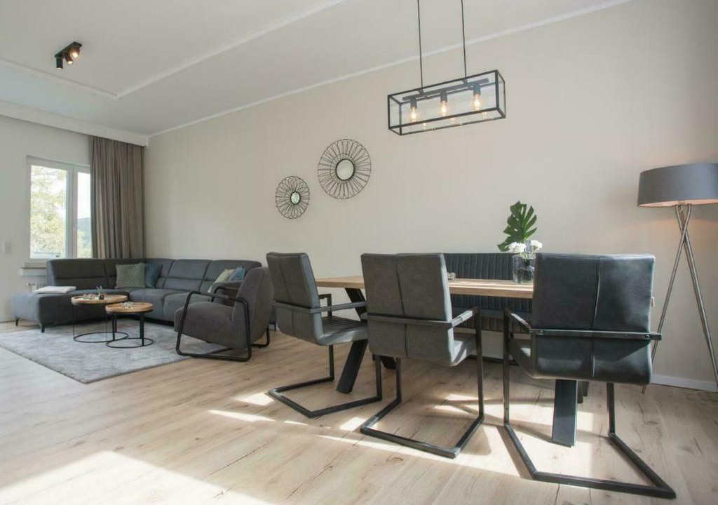 Winterberg Apartment | Appartement - Dechandt-Dobbererstrasse 13 Winterberg-Zuschen 'Der Alte Schule'