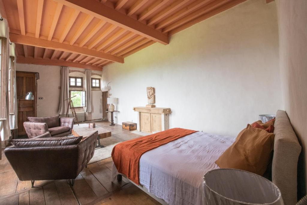 Traize Apartment | APPARTEMENT DU CHATEAU DE BEYRIN