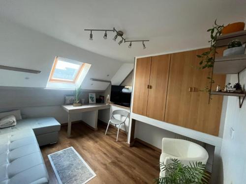Tourlaville Apartment | Appartement type loft avec terrasse