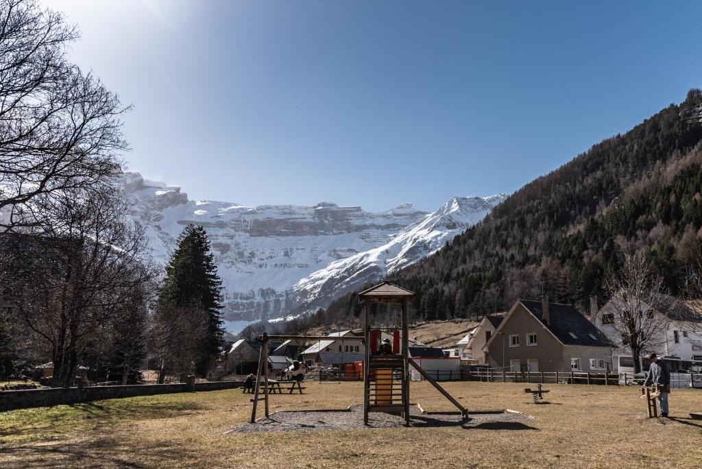Gavarnie-Gedre Apartment | Appartement Gavarnie 8 Personnes