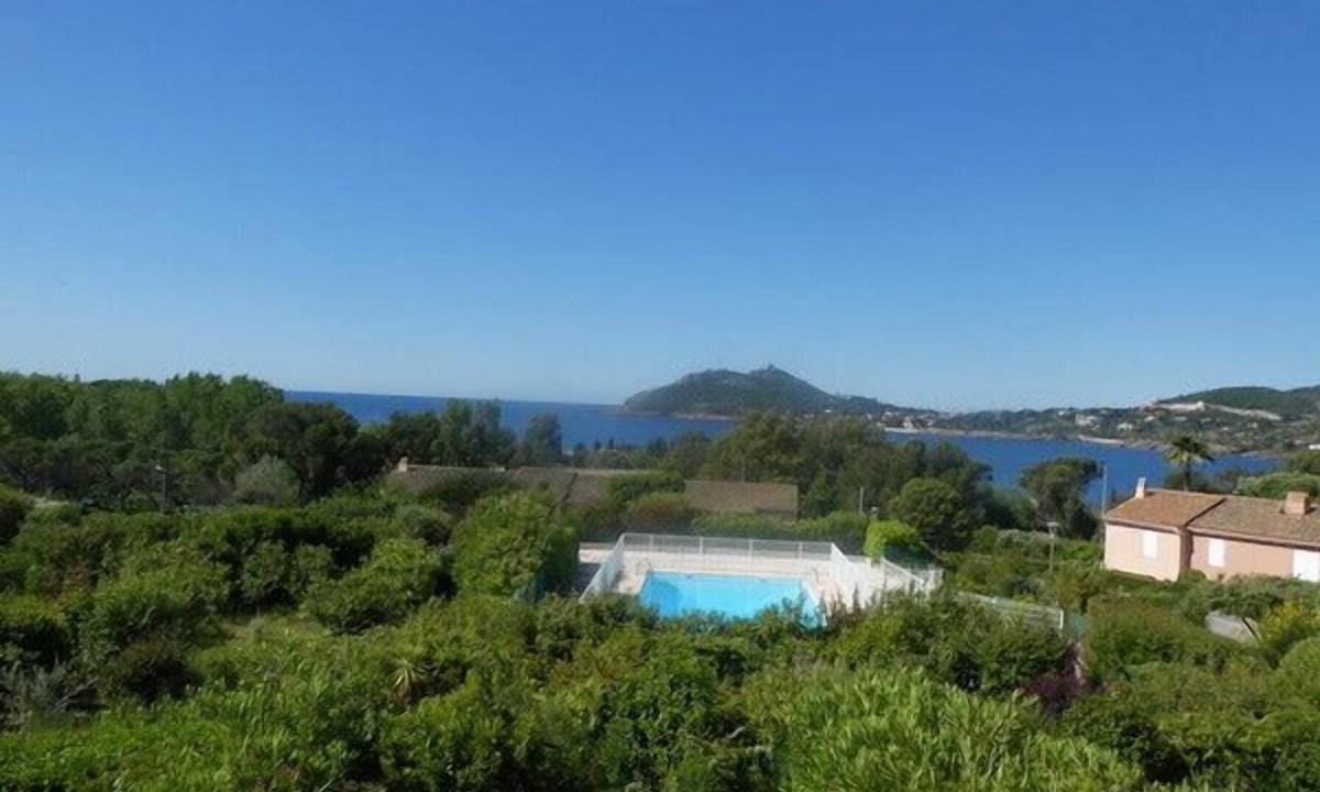 Agay Apartment | Appartement l'Olivier 2 pièces à Agay plage