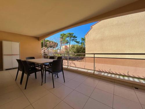 Argeles Plage Apartment | Appartement T3 climatisé avec piscine, terrasse et parking privé à 100m de la plage d'Argelès-sur-Mer - FR-1-388-204