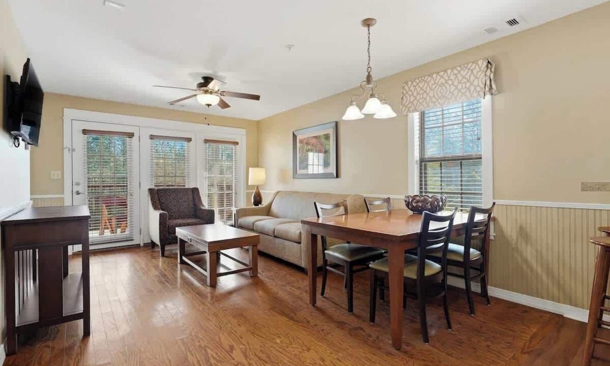 Clarkesville Apartment | Apple Mountain Resort | 2BR Stay + Golf Access