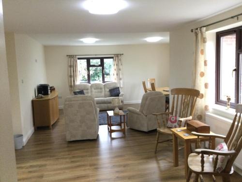 North Wheatley Apartment | Applewood