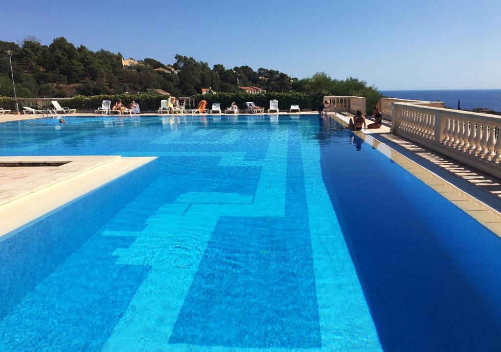 Les Issambres Apartment | APT. LA CORNICHE 810 - LES ISSAMBRES F -