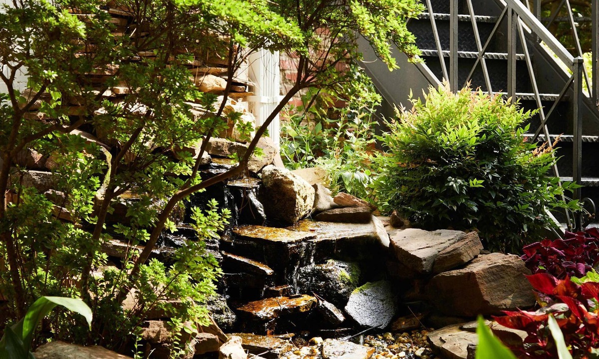 Crestline Heights Apartment | Apt5 Edenbrae- Perfect -best Retreat in Bhm