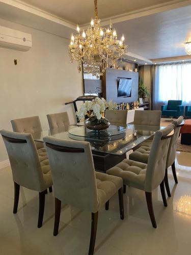 Arroio Teixeira Apartment | Apto 3 quartos com ar, 2 vagas e próximo a praia