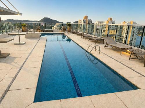 Ponta da Praia Apartment | Apto Com Piscina e Hidro a 500m da Ponta da Praia