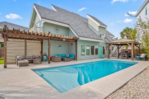 Port Aransas House | Aqua Dreams - Pet Friendly Heated Private Pool