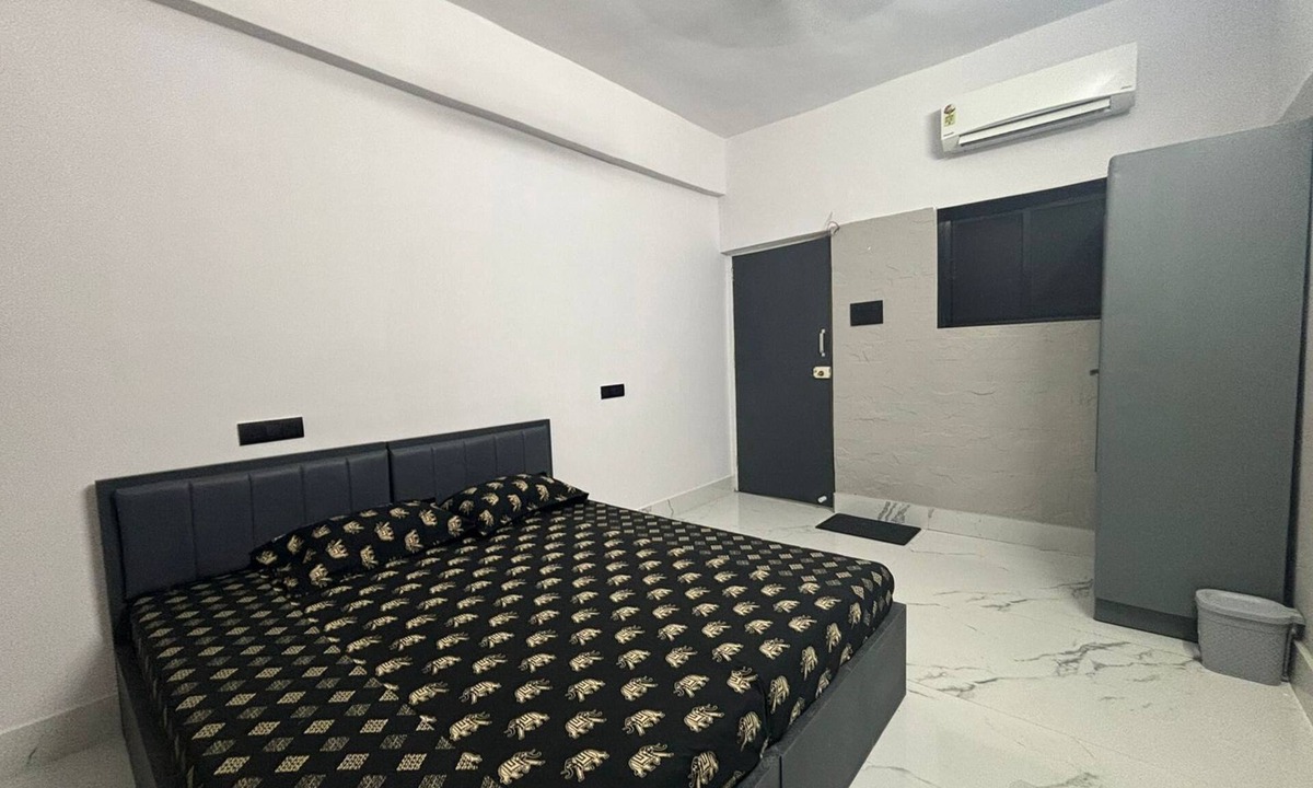 J B Nagar Apartment | Aqua Stays