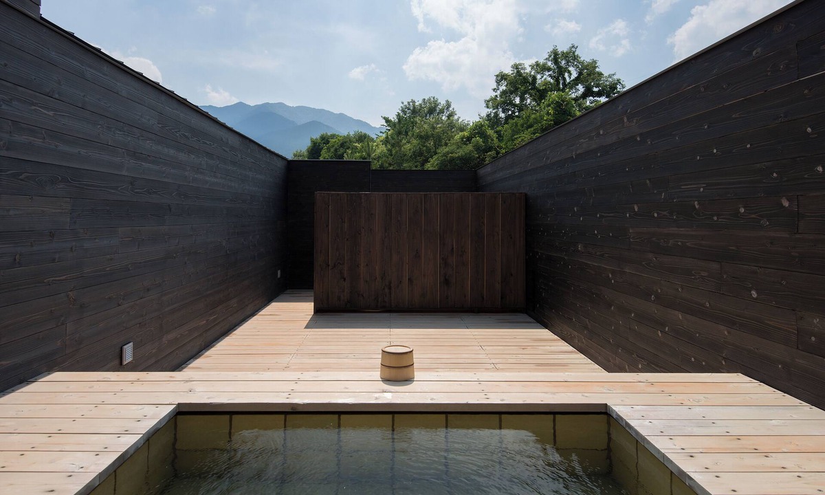 Komono House | AQUA x IGNIS