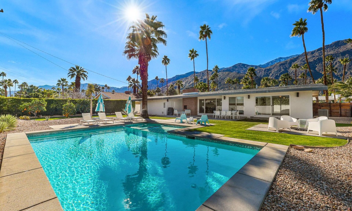 Tahquitz River Estates House | Aquatini Mid-Century Modern Luxury Retreat - Last Minute Specials!
