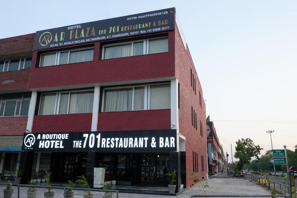 Panchkula Urban Estate Hotel | AR Plaza