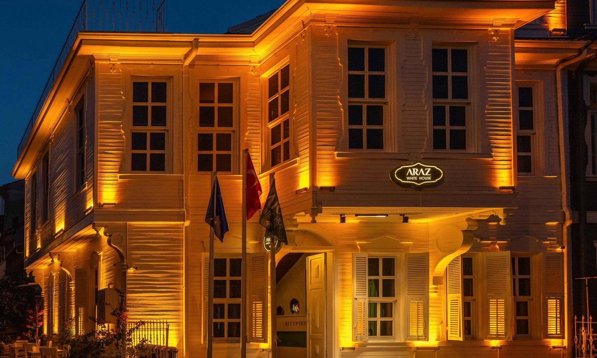 Mudanya Bed & Breakfast | Araz White House