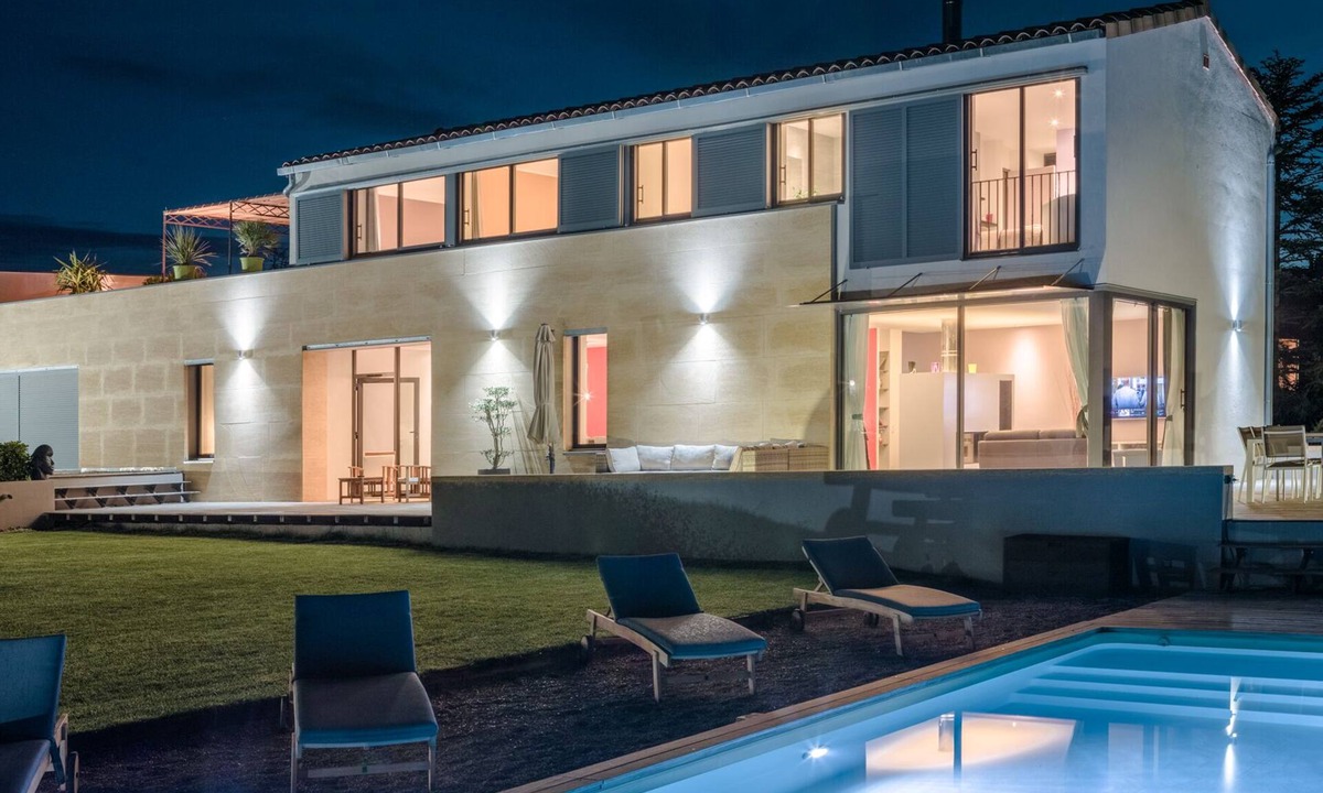 Lacoste House | Architect-designed house with heated pool in the heart of the Luberon - Air-conditioned first floor-