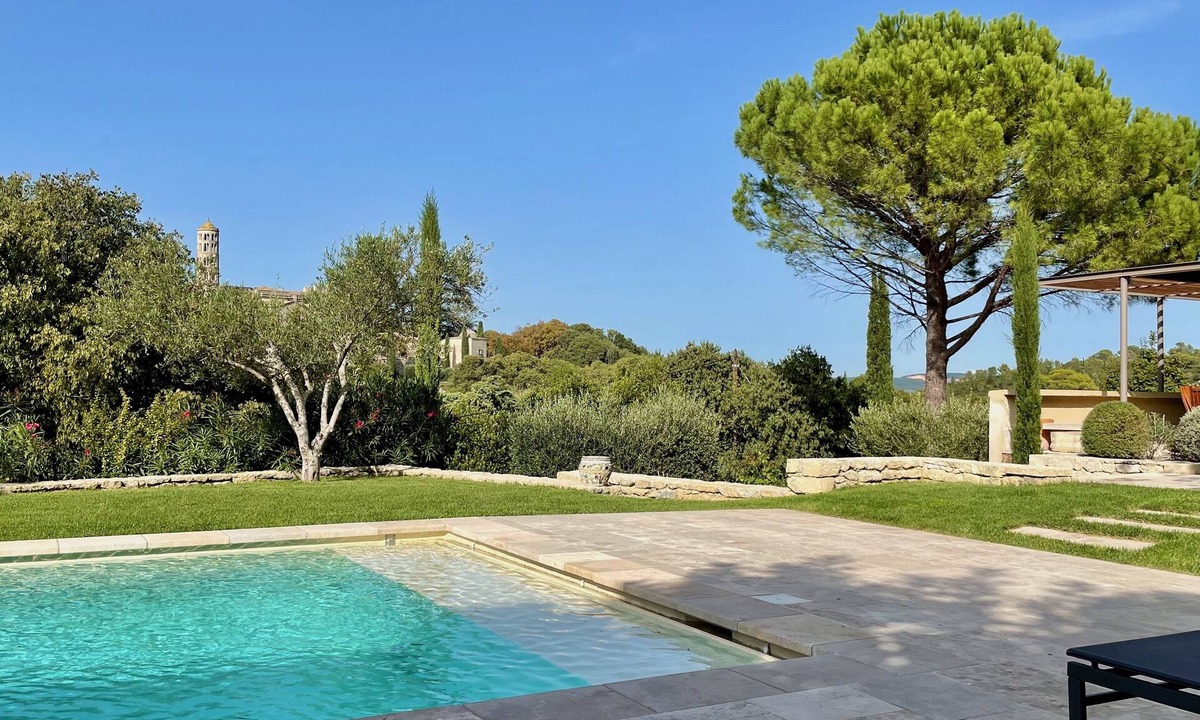 Uzes House | Architect-designed house with pool, exceptional view of Uzès, 350m town center