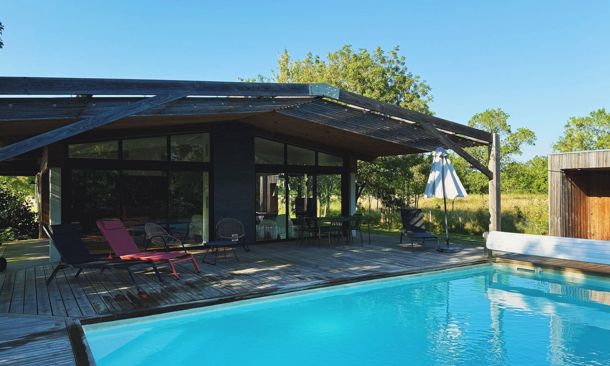 Saint-Vincent-de-Paul House | Architect-designed house with swimming pool near Bordeaux
