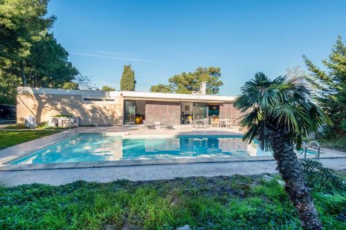 Sormiou House | Architect villa pool & peaceful garden