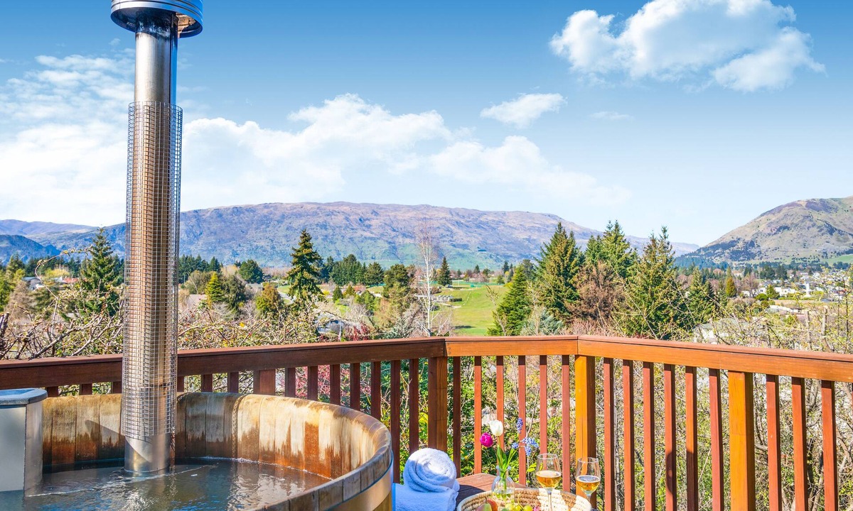 Wanaka Hotel | Archway Motel & Chalets