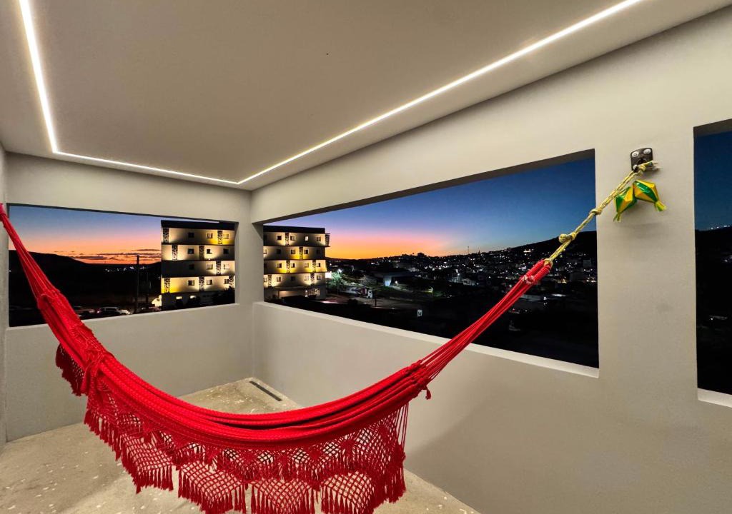 Arcoverde Apartment | Arcoverde - Varanda com Vista Panorâmica - excelente localização - até 6 pessoas