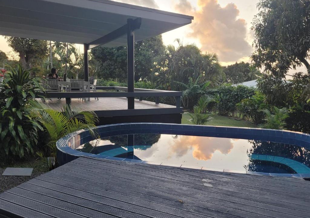 Nikao Tapere House | Are Ariki
