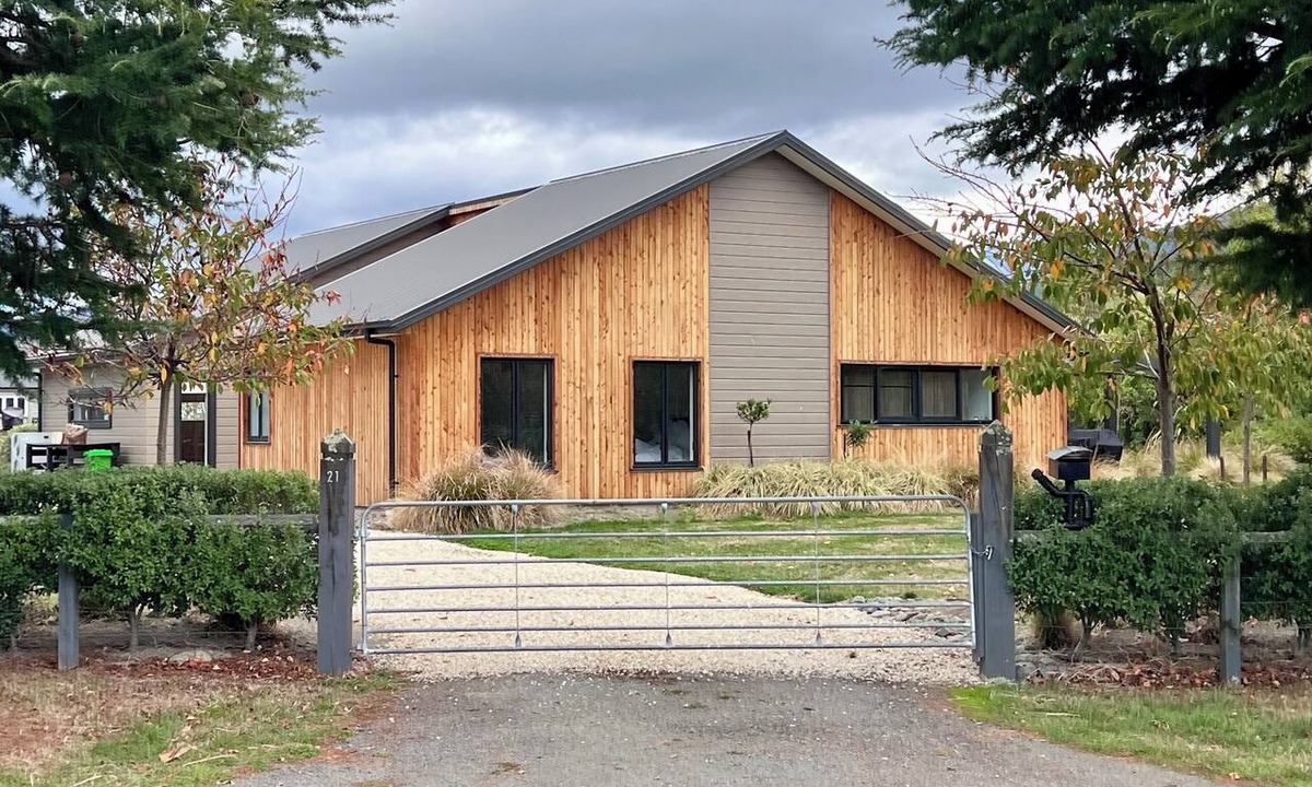 Hanmer Springs House | Argelins Retreat | Luxury Hanmer Getaway for families and groups