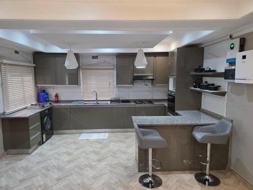 Lusaka Apartment | Ariel Apartments Furnished Self Catering 2 Bed 2 Bath Apartment in Lusaka