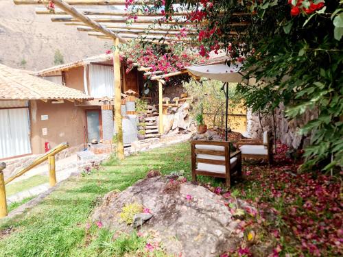 Huaran Villa | Arins House
