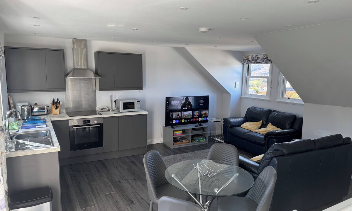 Brodick House | Arran Pad.