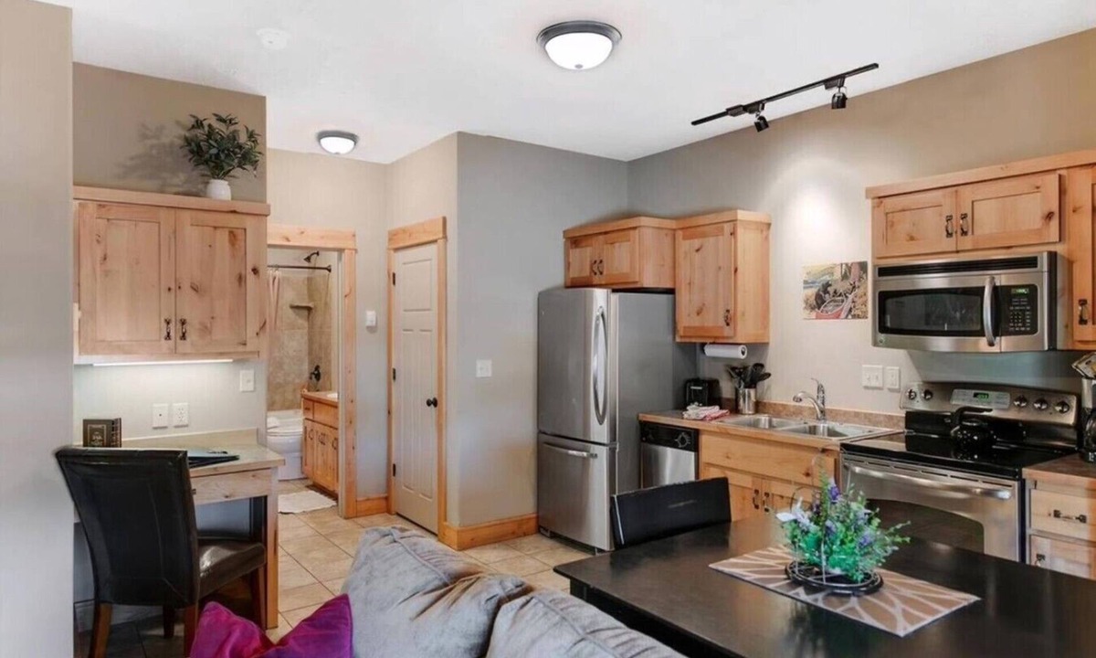 West Yellowstone Condo | Arrowhead Properties Unit 3