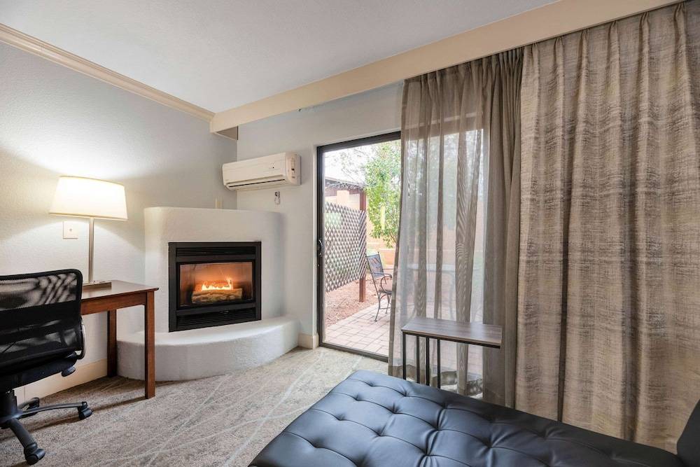 West Sedona Hotel | Arroyo Pinion Hotel, Ascend Hotel Collection