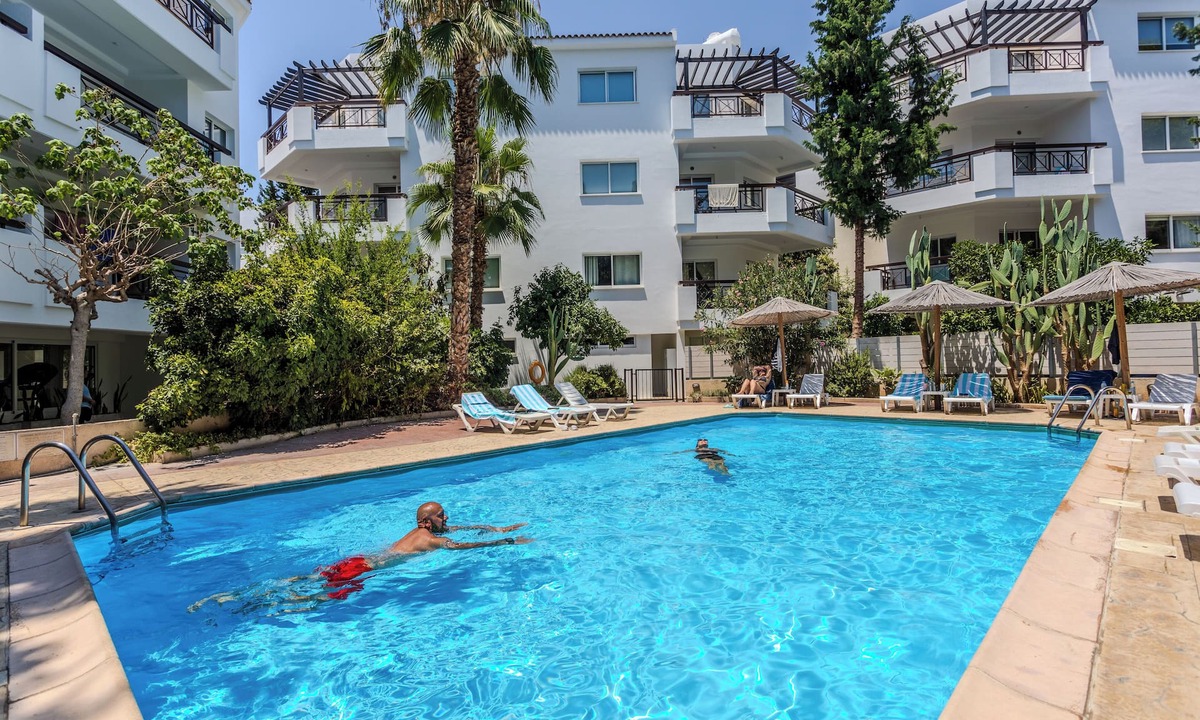 Universal Apartment | Artemis Cynthia Complex