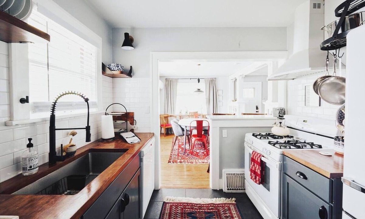 Sheridan Apartment | Artful Abode Main Level 1 BDRM Cottage