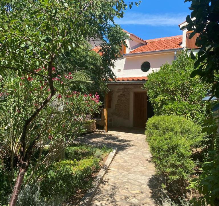 Silba House | Artisana Silba