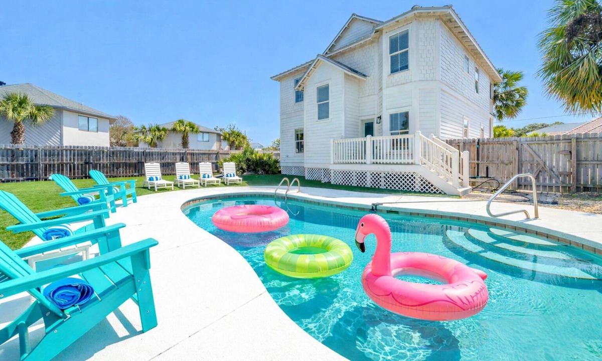 Emerald Waters Village House | Aruba | Private Pool + Great For Groups