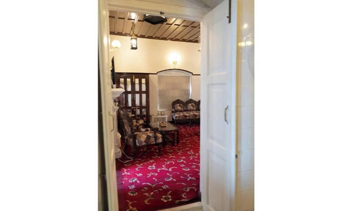 Mussoorie Apartment | Arvelia Colonial George Everest Luxe By Da Alohas