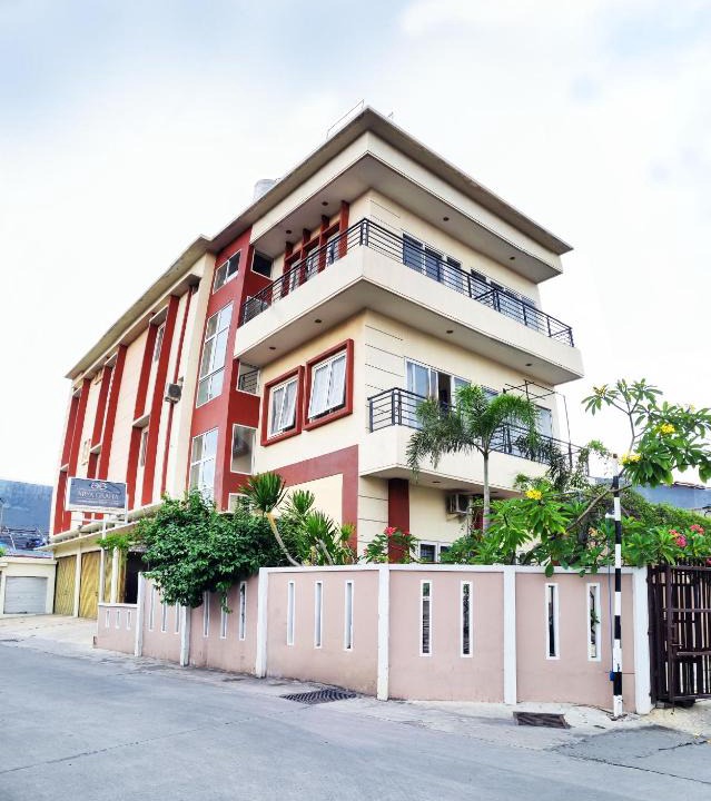Semarang Hotel | Arya Graha Semarang
