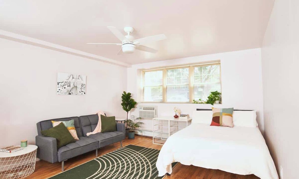 Asbury Park Condo | Asbury Park Studio - Beach, Boardwalk, Pets OK