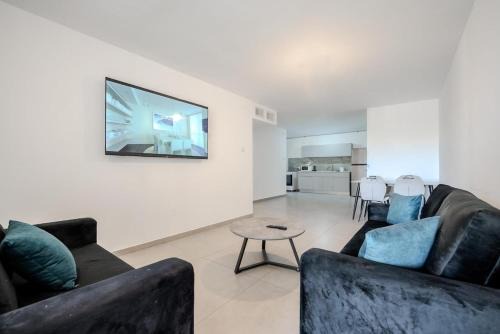 Ashdod Apartment | Ashdod 5 rooms with mamad