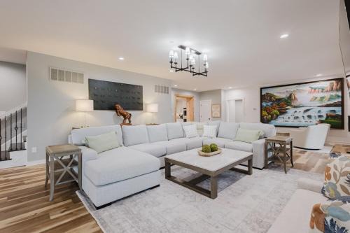 Lexington Villa | Ashley Manor Luxe Estate