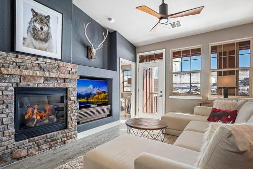 Silvercreek House | Aspen Meadows C-303, 0017