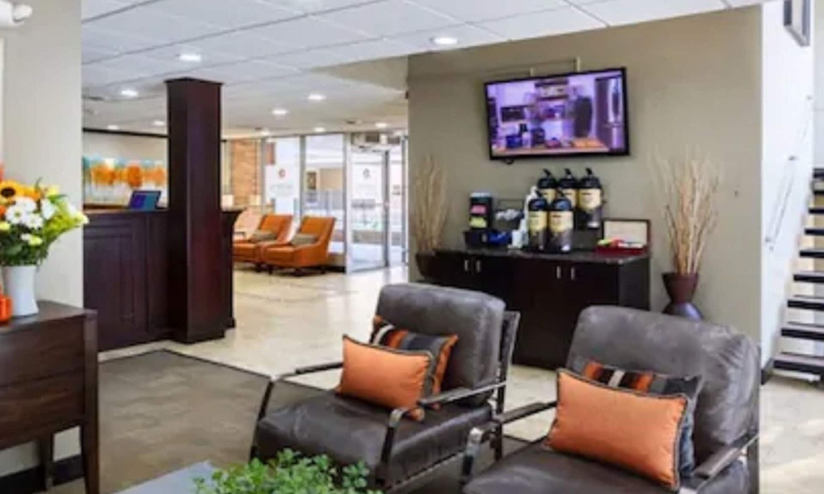 Rochester Hotel | Aspen Select