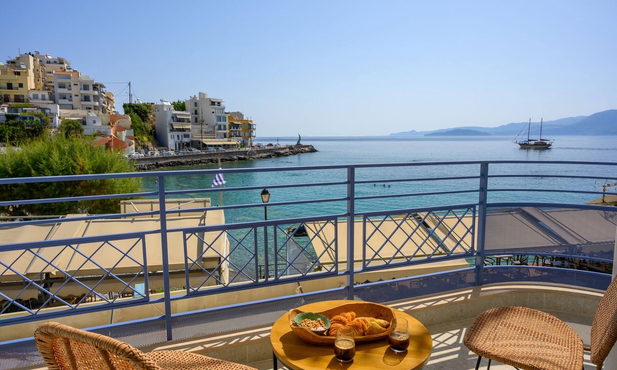 Agios Nikolaos Town Apartment | Asteria Seafront Luxury Apartment