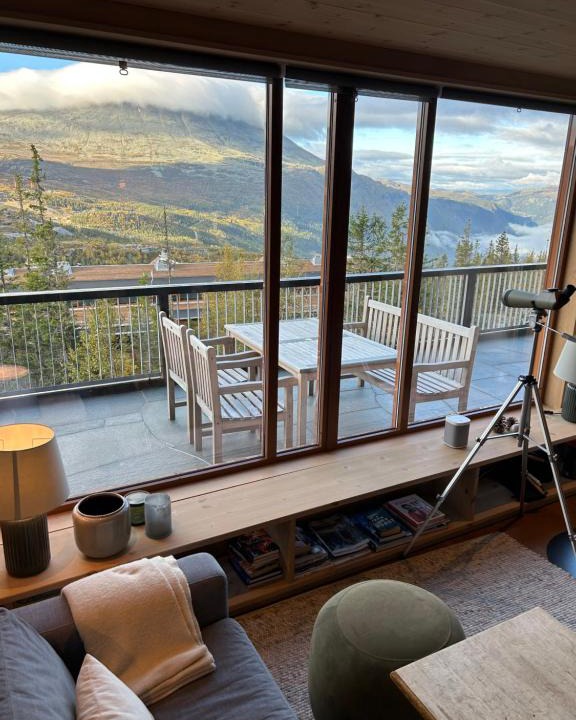 Atra Apartment | Astonishing Mountain Lodge at the top of Gaustablikk, 25m2 west facing terrace, 3 bedrooms