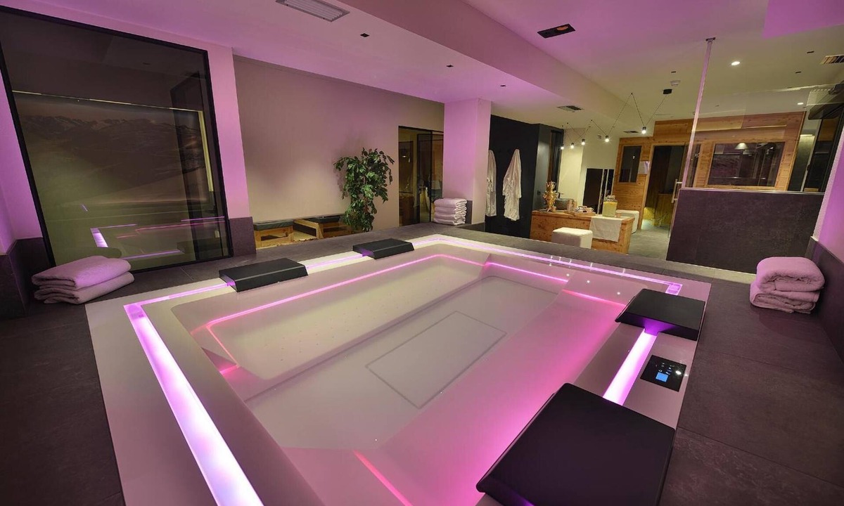 San Rocco Hotel | Astoria