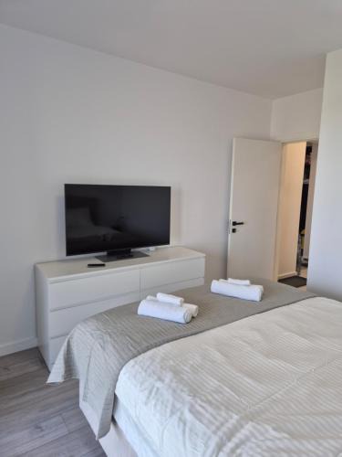 Sector 3 Apartment | Astorium Life Residence